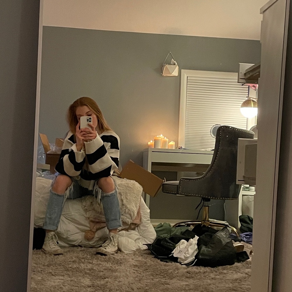 Princess Polly sweater- London Bridge Jumper